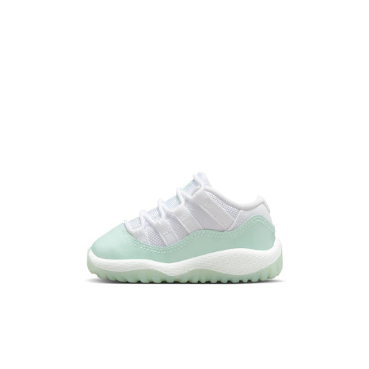 Y Jordan 11 Retro Low "Igloo" 645107-103 - Velora