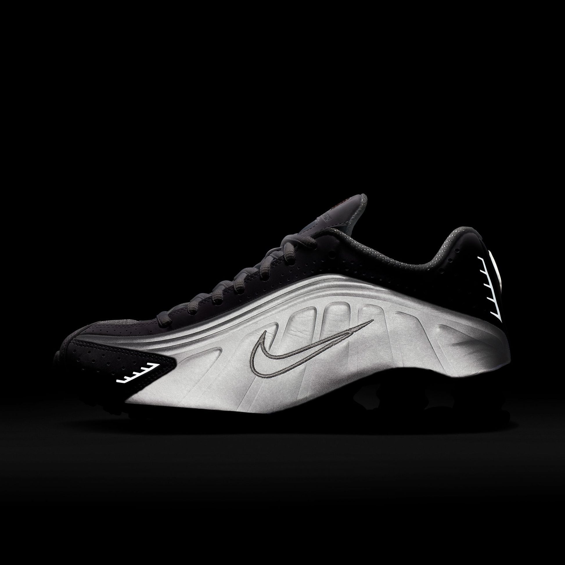 W Nike Shox R4 AR3565-101 - Velora