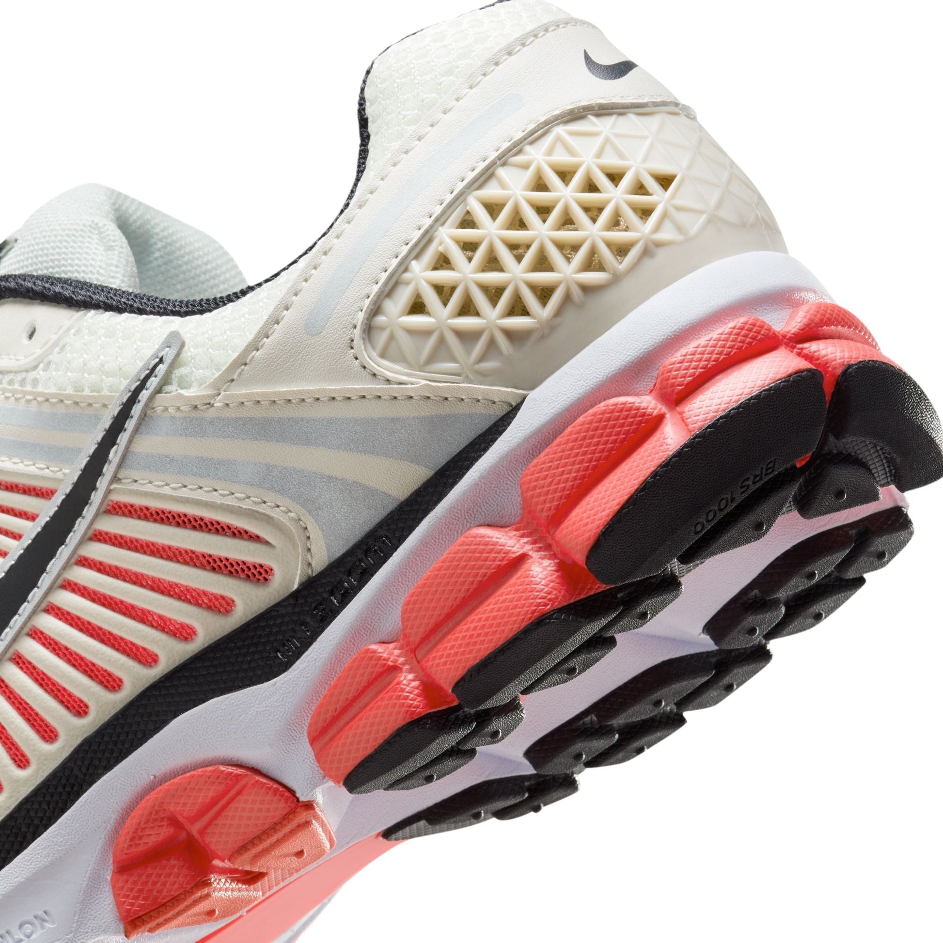 M Nike Zoom Vomero 5 FB9149-102 - Velora