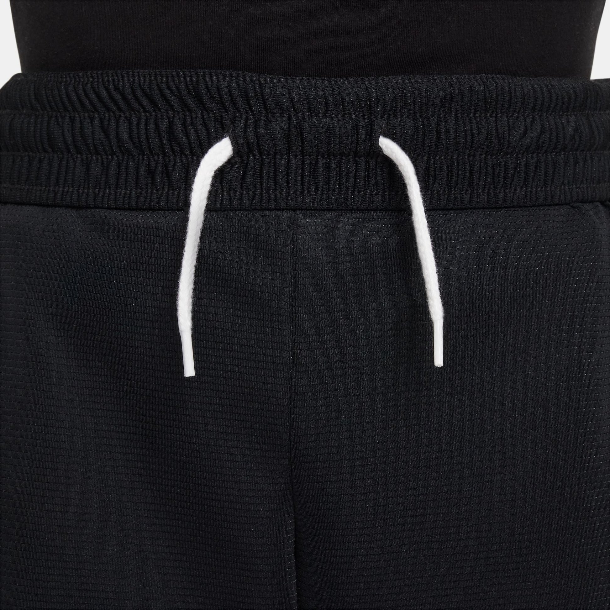 Y Nike Dri-FIT DNA FJ6802-010 - Velora