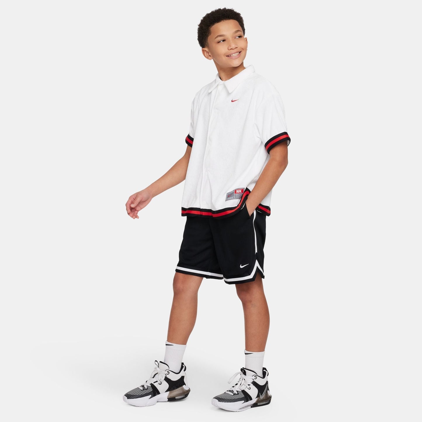Y Nike Dri-FIT DNA FJ6802-010 - Velora