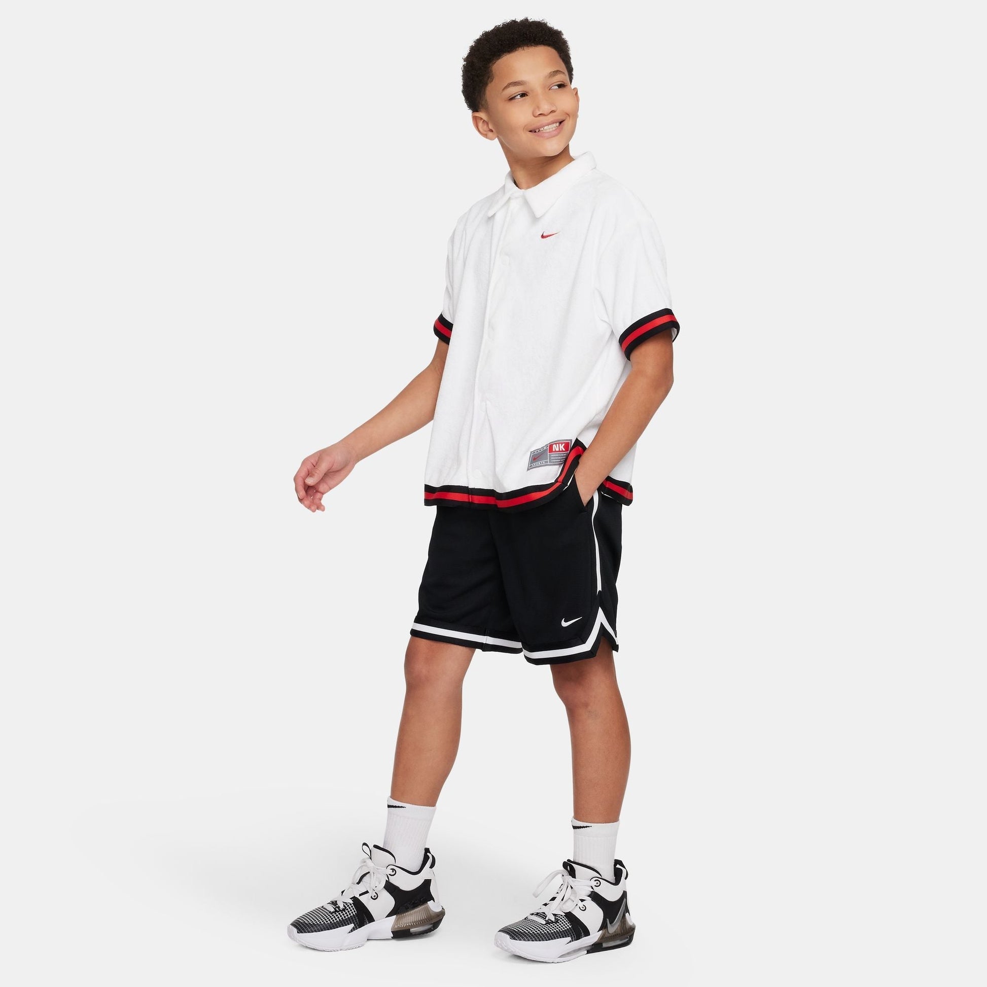 Y Nike Dri-FIT DNA FJ6802-010 - Velora