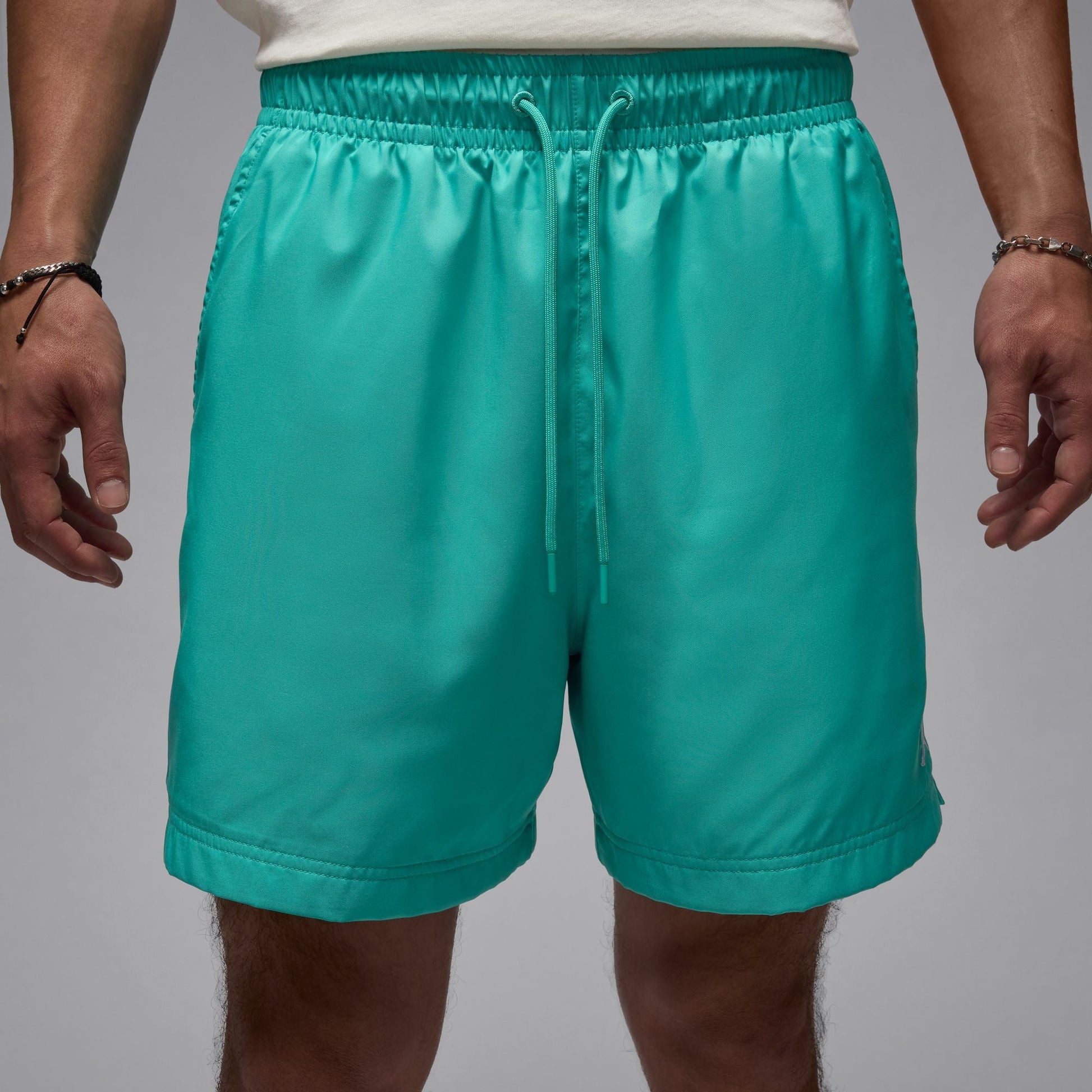 M Jordan Poolside HF9371-392 - Velora