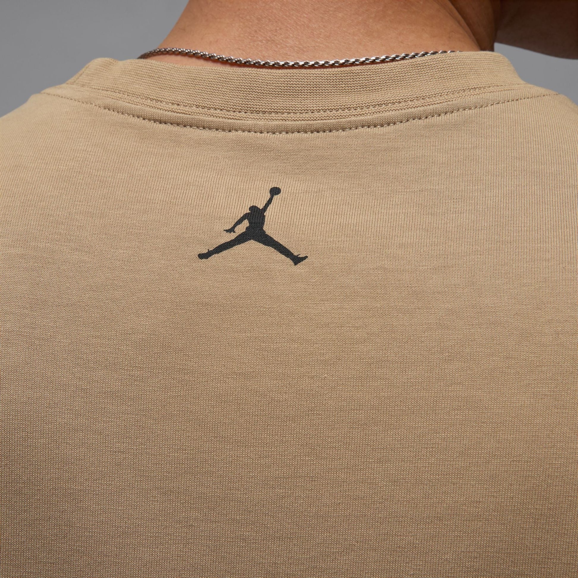 M Jordan Brand HJ2929-240 - Velora