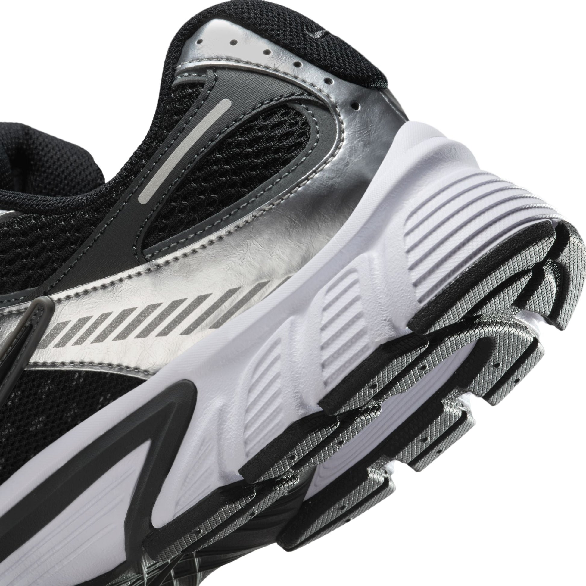 M Nike V5 RNR HJ5228-004 - Velora