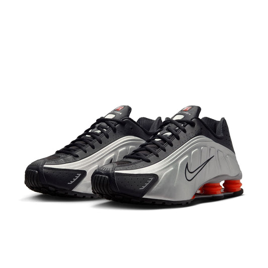 M Nike Shox R4 HQ1988-002 - Velora