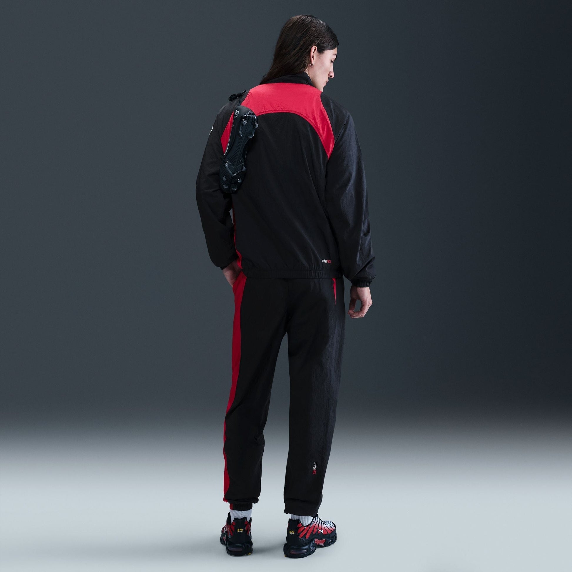 M Nike Total 90 HQ3393-010 - Velora
