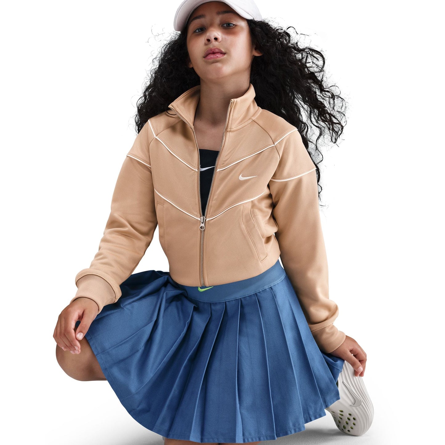 Y Nike Sportswear HQ9448-200 - Velora