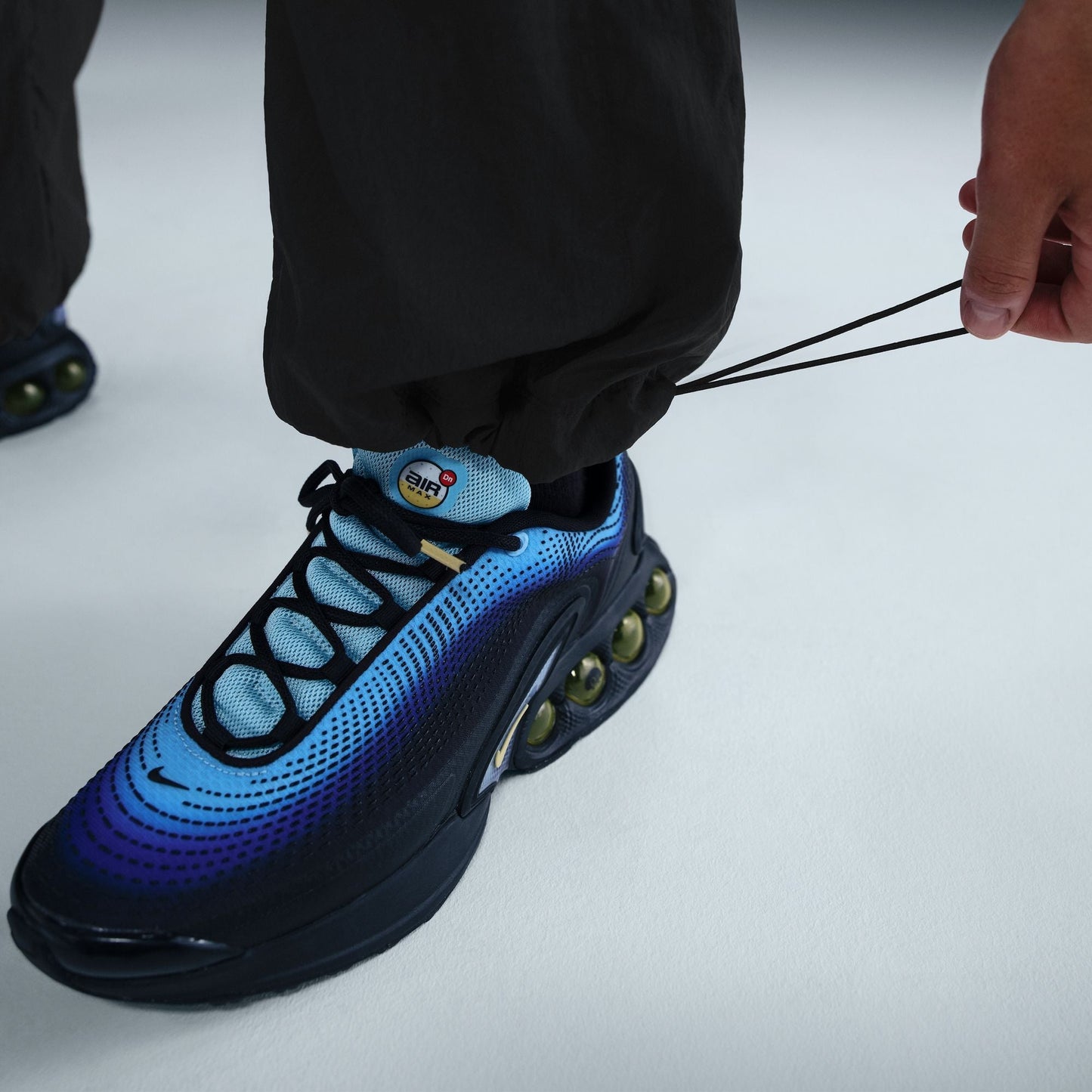 M Nike Air HV0874-010 - Velora