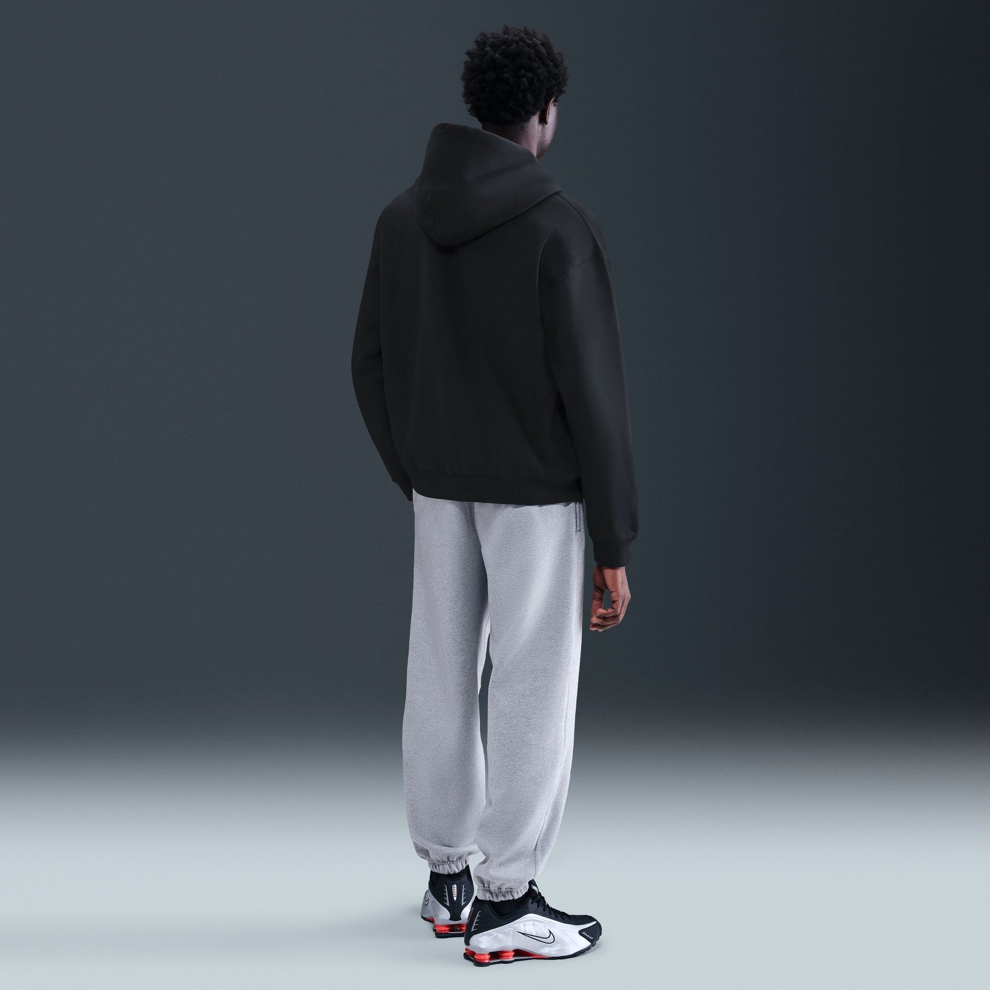 M Nike Solo Swoosh HV1084-010 - Velora