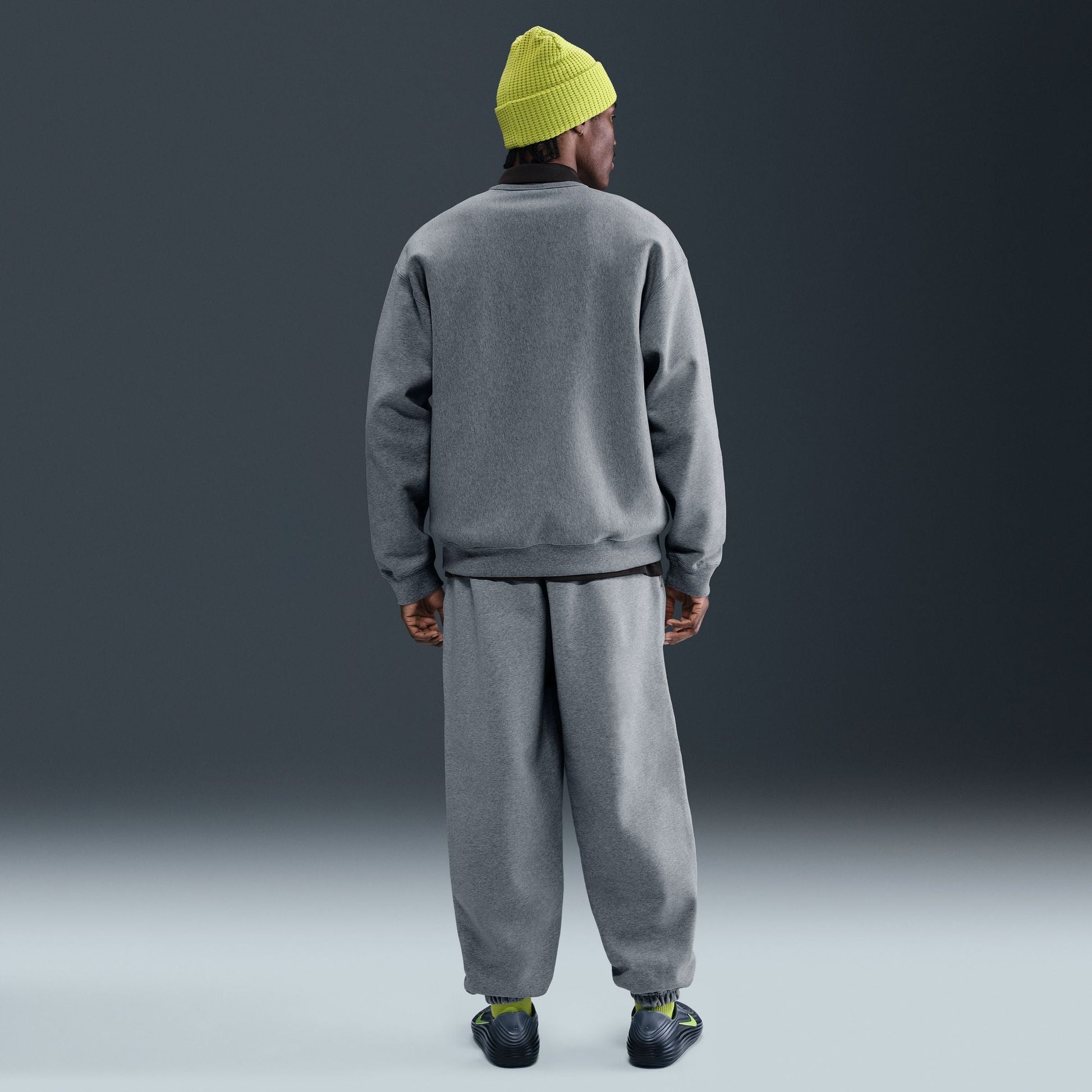 M Nike Solo Swoosh HV1086-063 - Velora