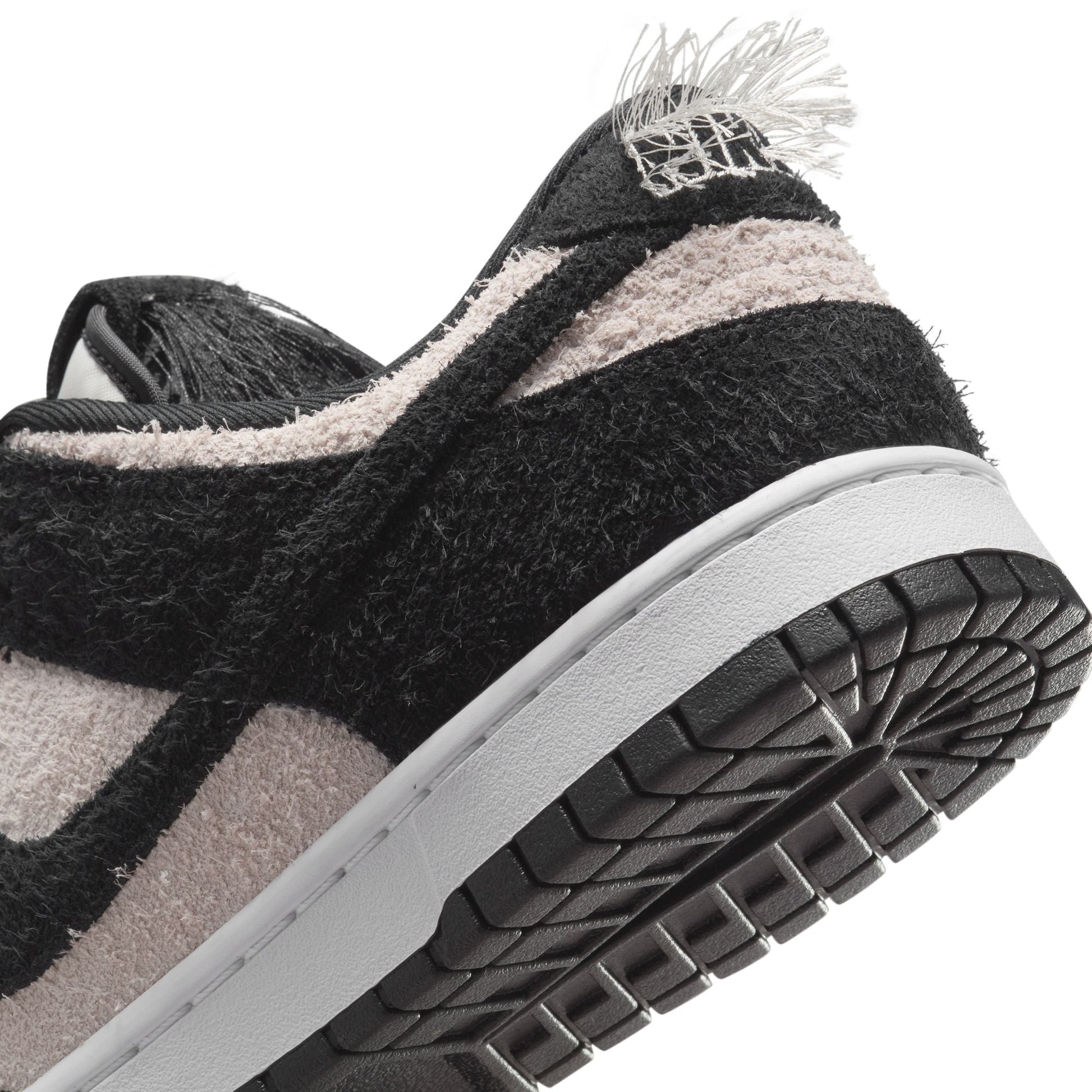 M Nike Dunk Low Retro SE IB2990-100 - Velora
