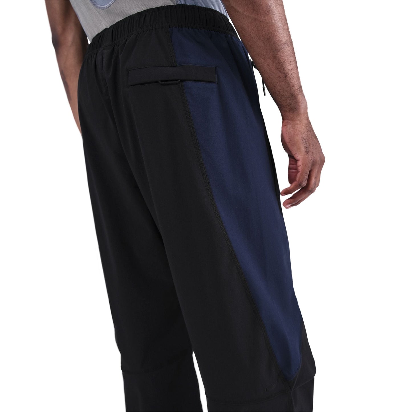 M Nike Tech IH8466-010 - Velora