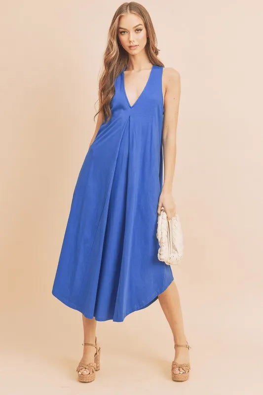 Aemi + Co Front Pleat Detail V-Neck Sleeveless Midi Dress - Velora