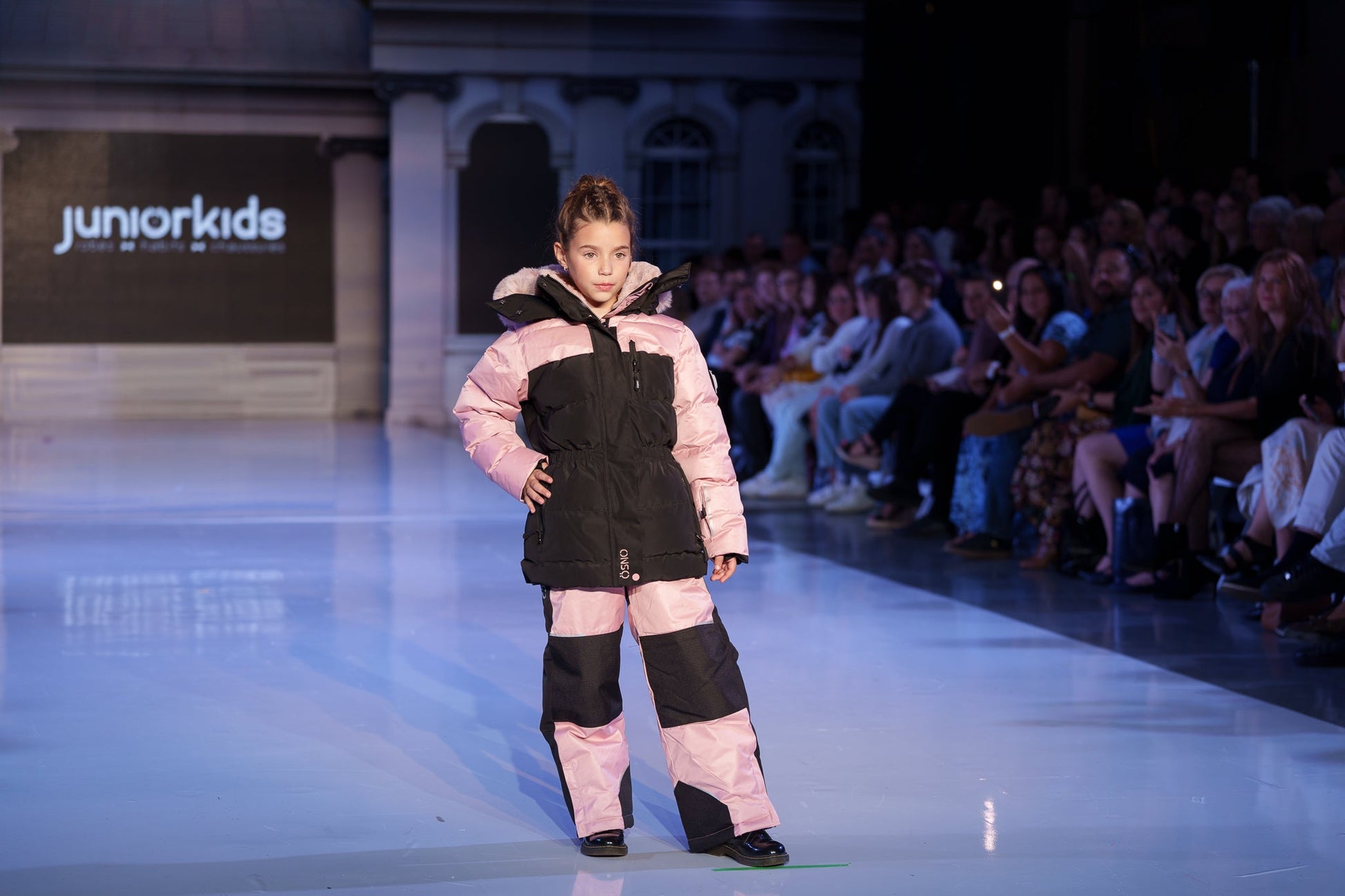 Angel's Luxury Snowsuit - Jacket & Snowpants - Velora Luxury Fashion