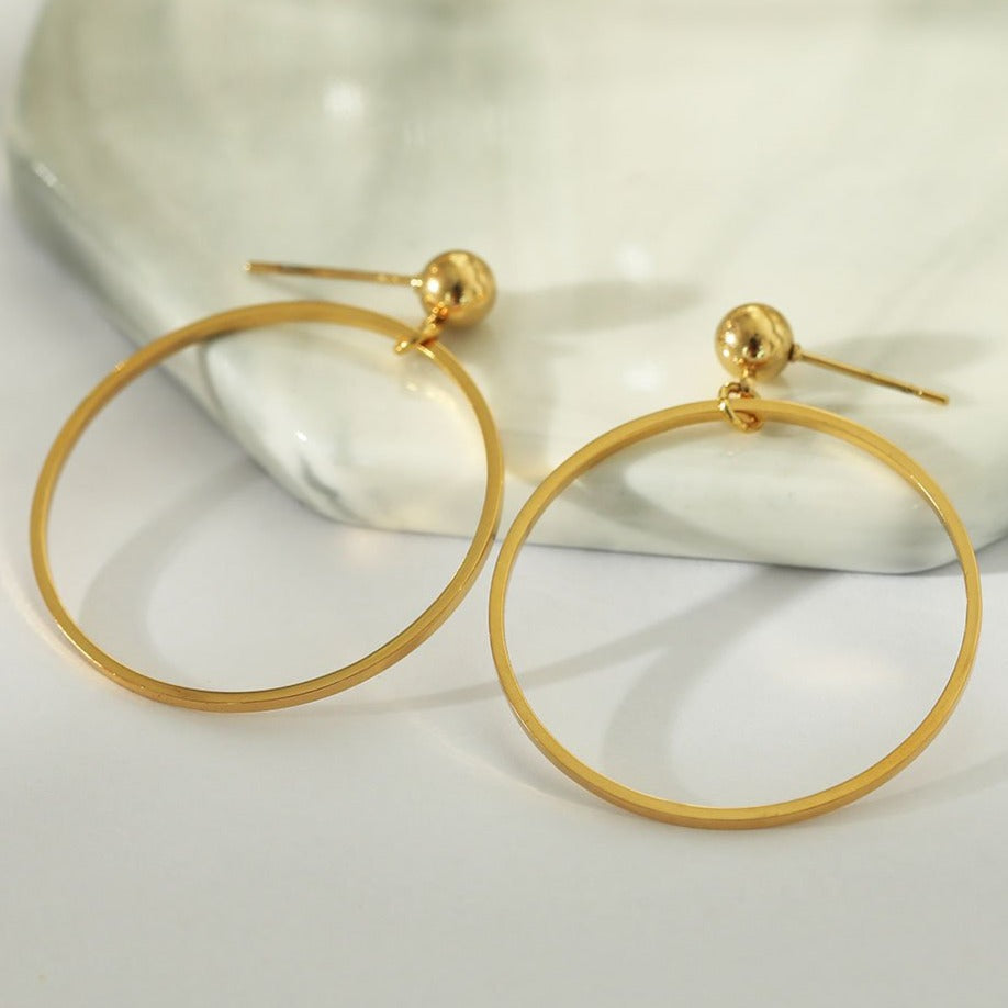 BELLA Hoop Earrings (Available in 3 Sizes) - Velora Luxury Fashion