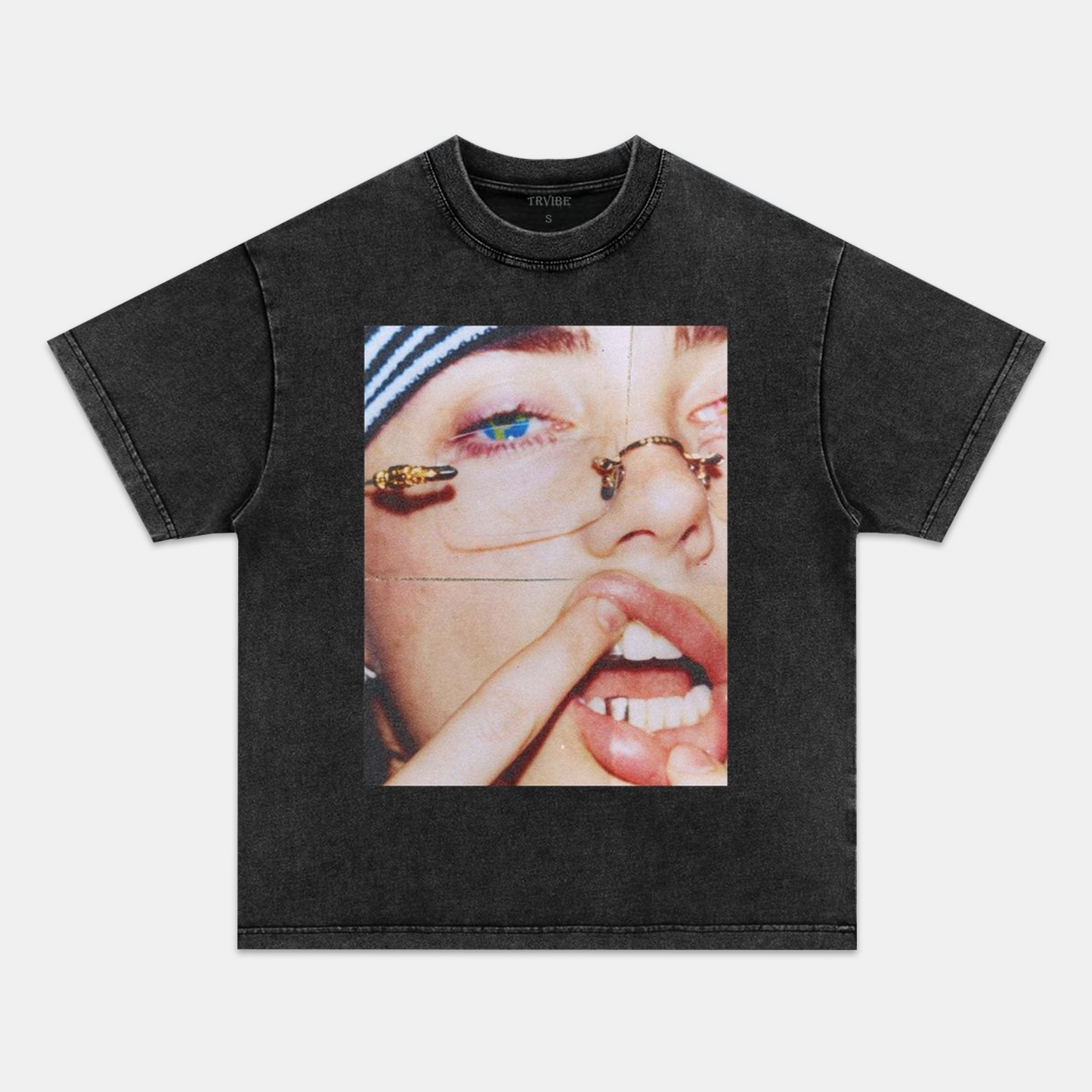 Billie Eilish: Music Icon Tee V16 - Velora