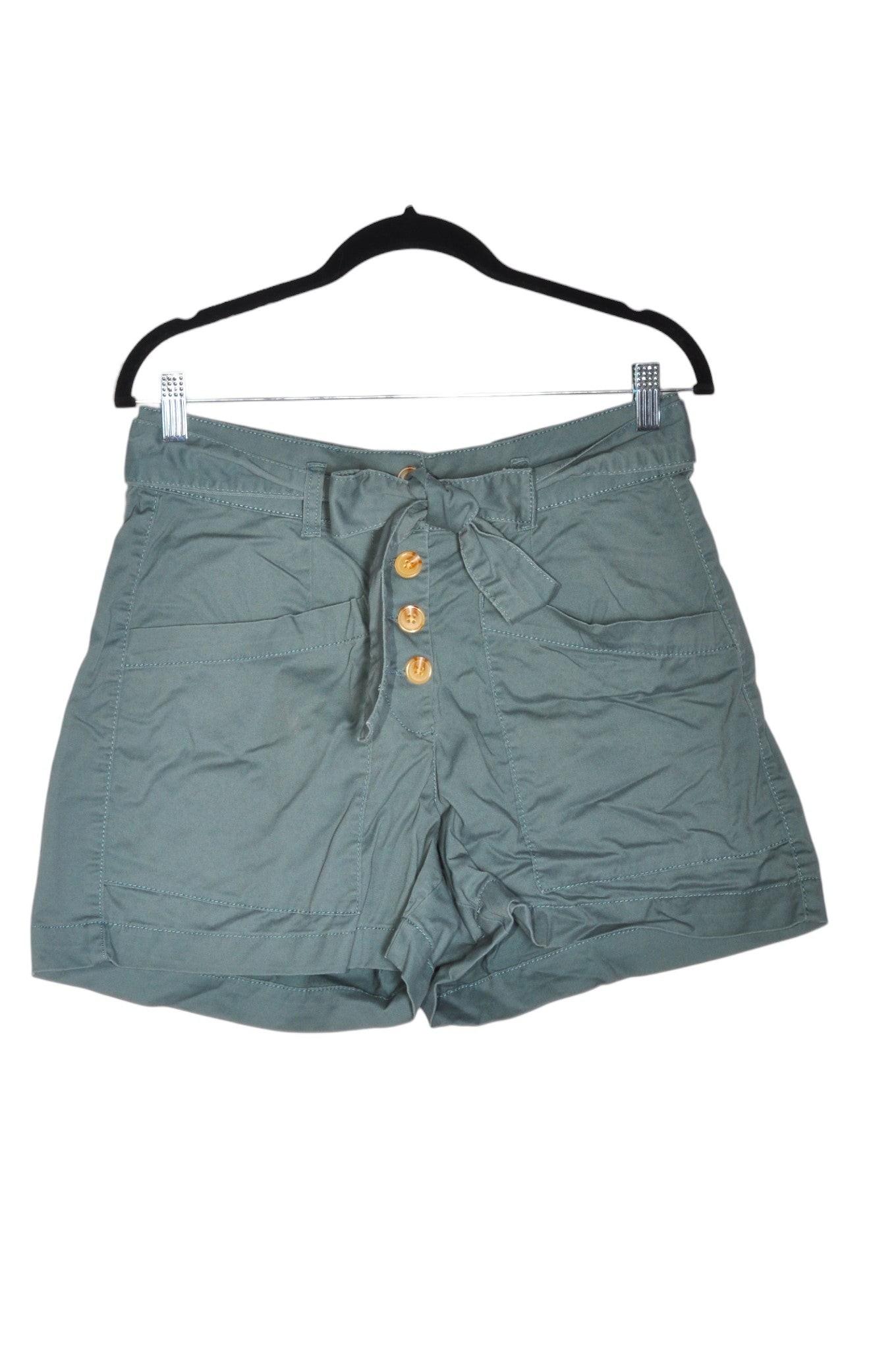 BLUMIND Women Classic Shorts Regular fit in Green - 28 - Velora Luxury Fashion