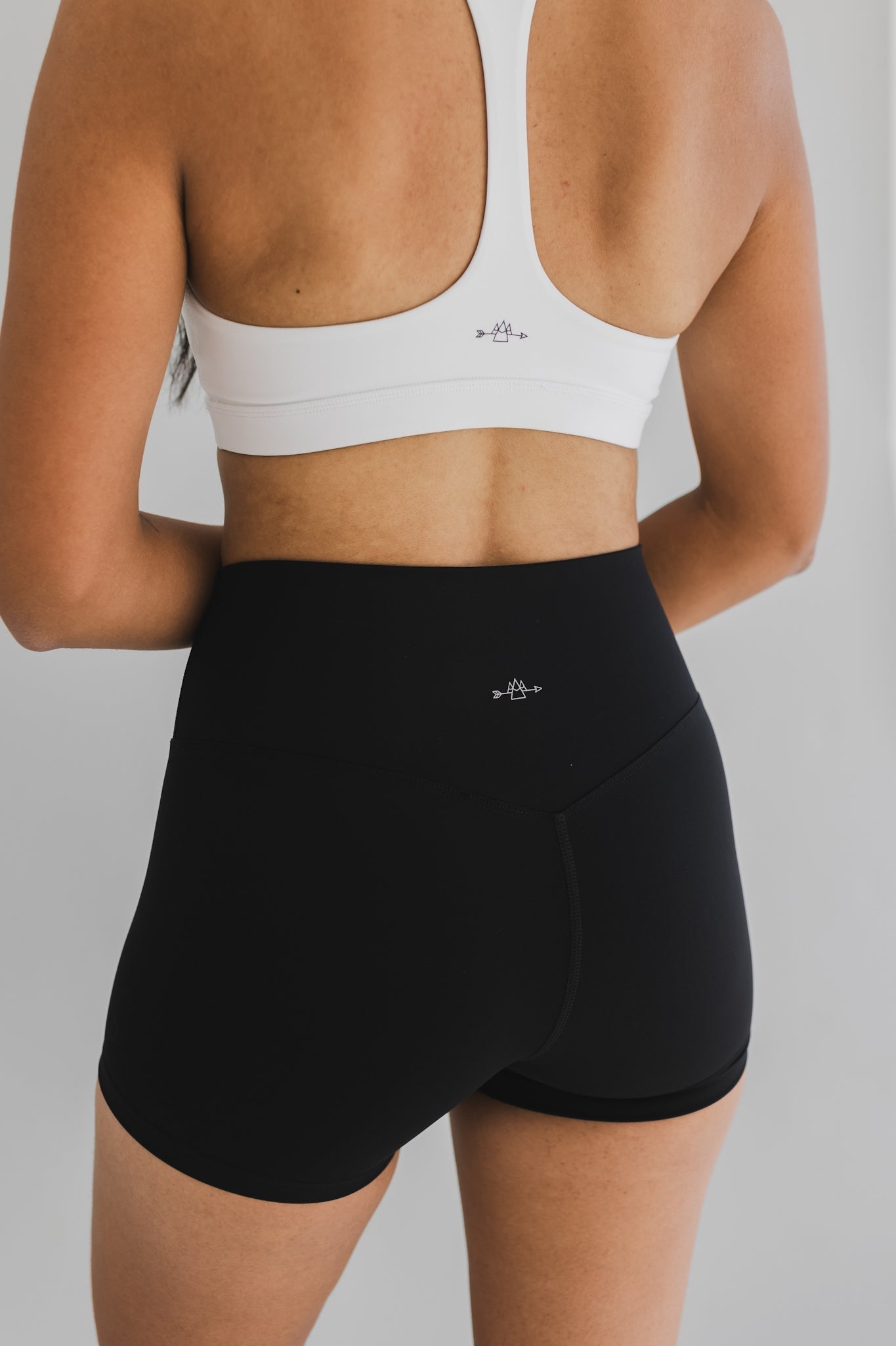 Barely There Shorts 2.0 (4") - Velora Luxury Fashion