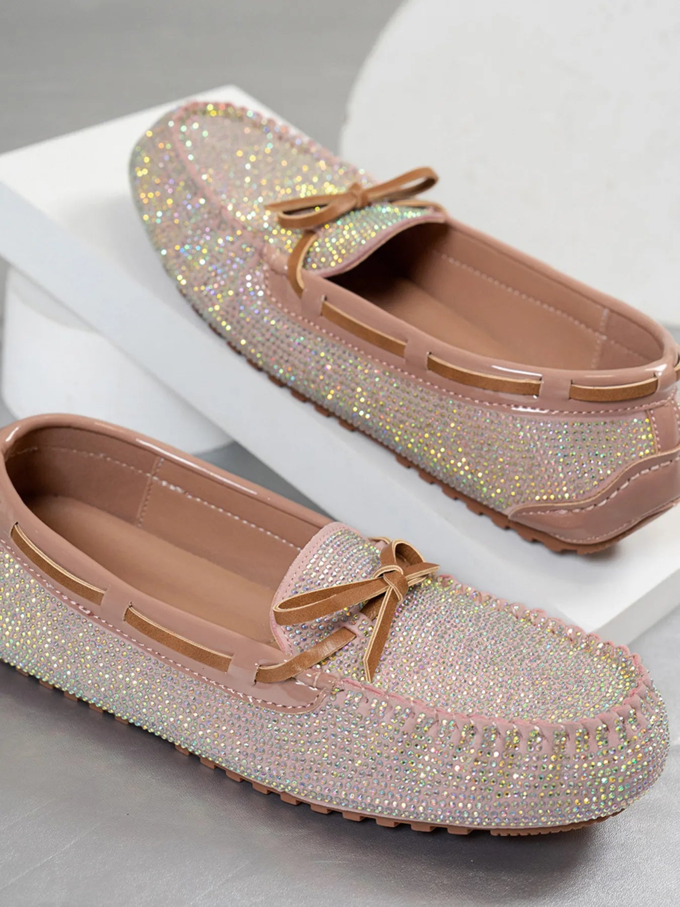 Bow Round Toe Flats Slip-Ons - Velora Luxury Fashion