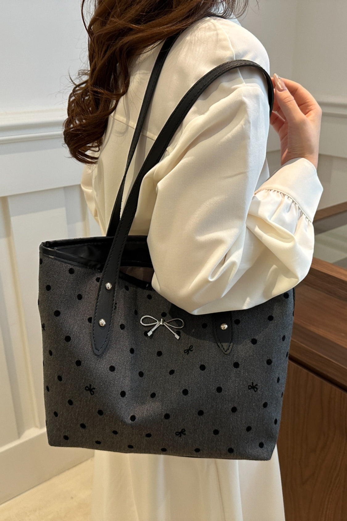 Bow Trim Polyester Tote Bag - Velora Luxury Fashion