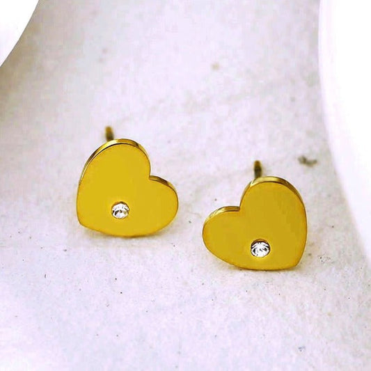 CUORE Gold: Heart Shaped Solitaire Zirconia Stud Earrings - Velora Luxury Fashion