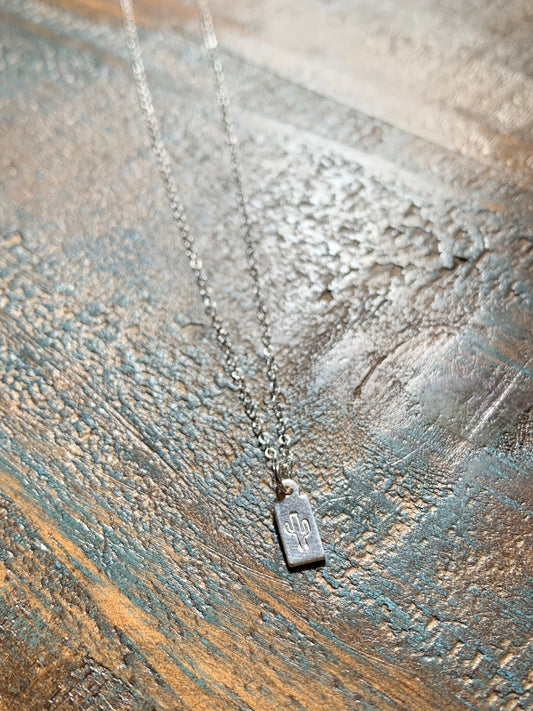 Cactus Tag Necklace - Velora Luxury Fashion