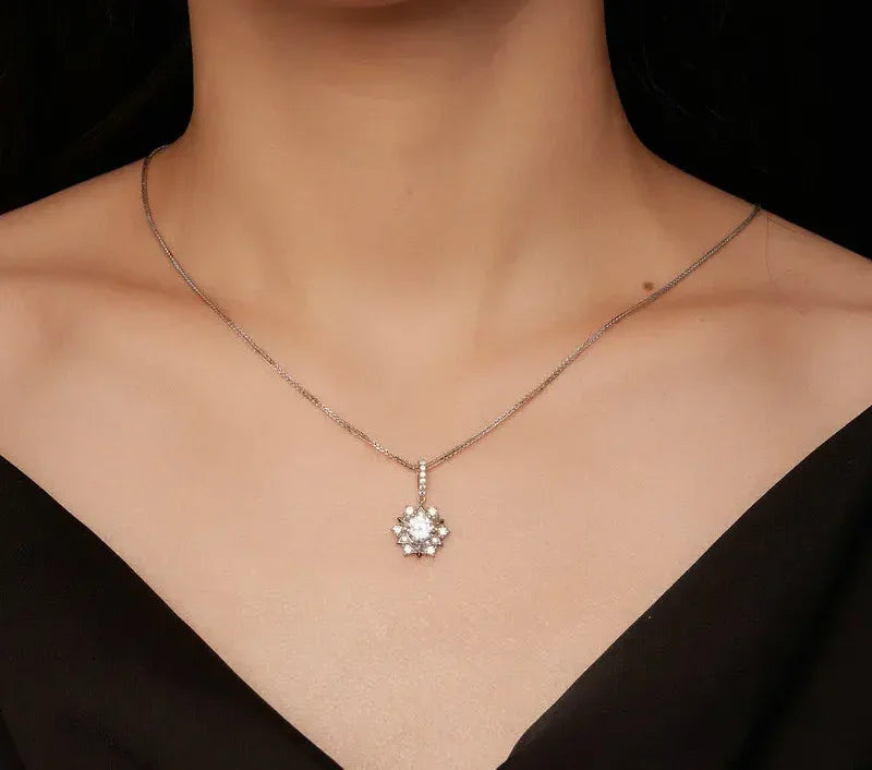 Celestial Sparkle 1ct Moissanite Sterling Silver Star Pendant Necklace - Velora Luxury Fashion