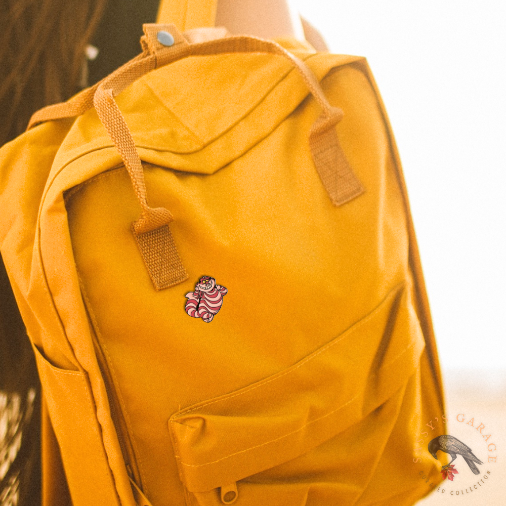 Cheshire Cat | Collectible Pin - Velora