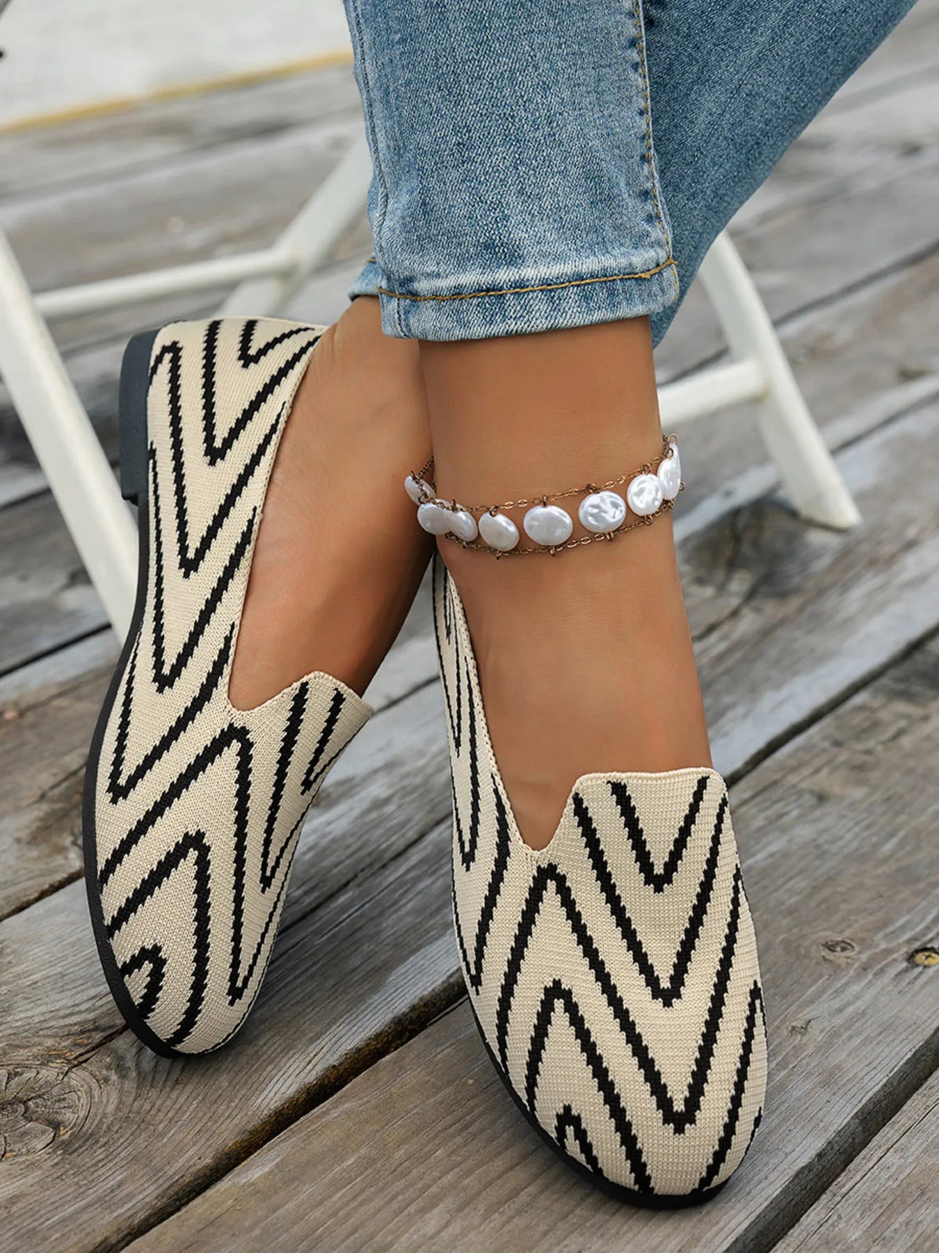 Chevron Pattern Flat Slip-Ons - Velora Luxury Fashion