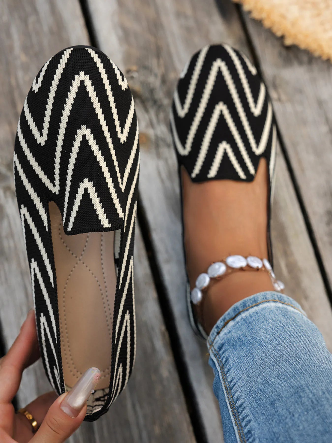 Chevron Pattern Flat Slip-Ons - Velora Luxury Fashion
