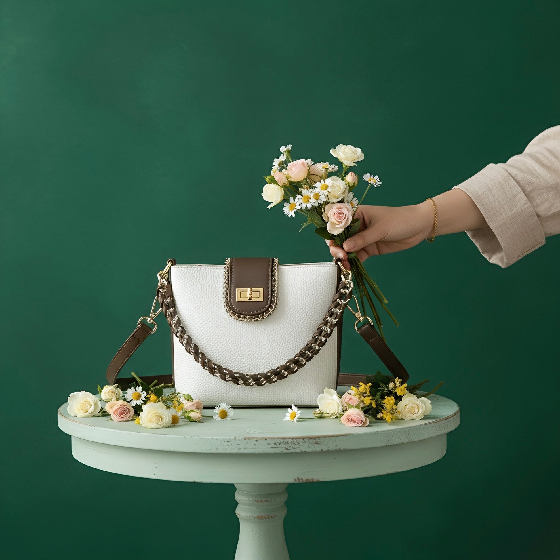Cosmo Bag – Sophisticated Vegan Leather Crossbody - Velora Luxury Fashion