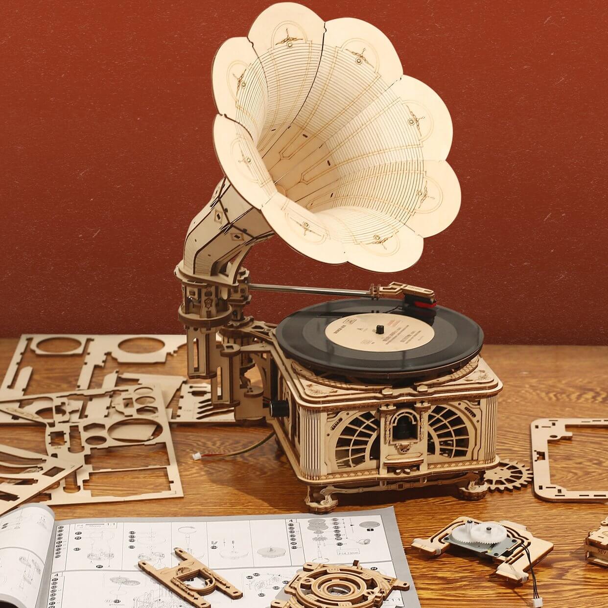 Crank Classic Gramophone Kit | Kidstoylover - DIY Wooden Assembly Toy - Velora Luxury Fashion