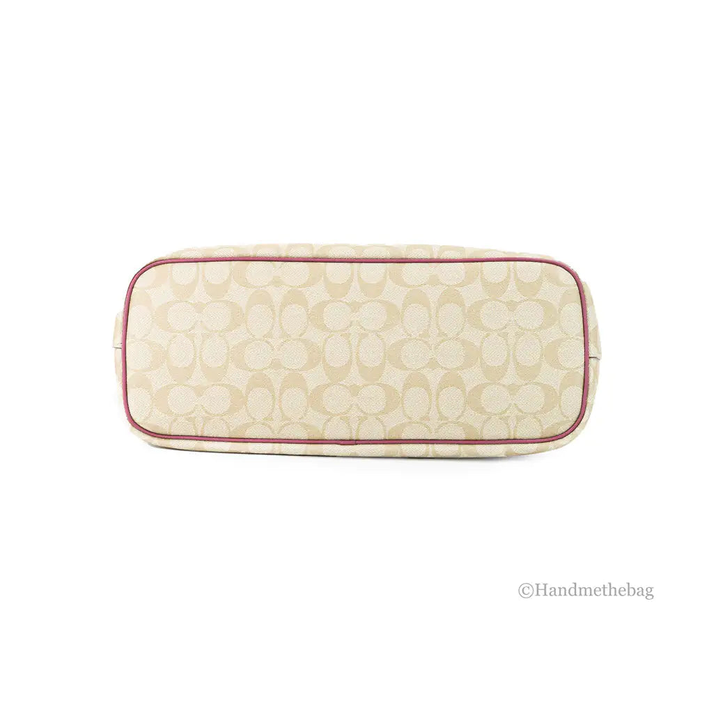 Coach Signature Gallery Canvas Tote