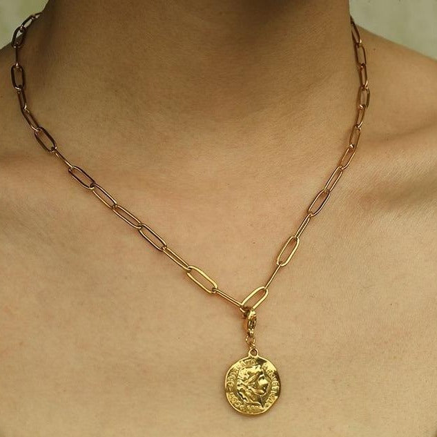 DALIA: Essential Gold Chain Link Paper-Clip Necklace - Velora Luxury Fashion