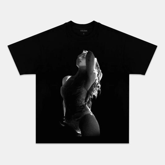 Dua Lipa: Music Icon Tee V9 - Velora