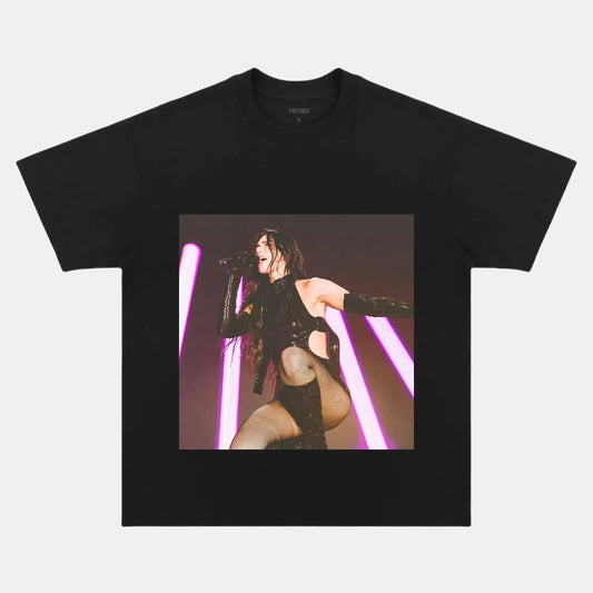 Dua Lipa: Music Icon Tee V6 - Velora