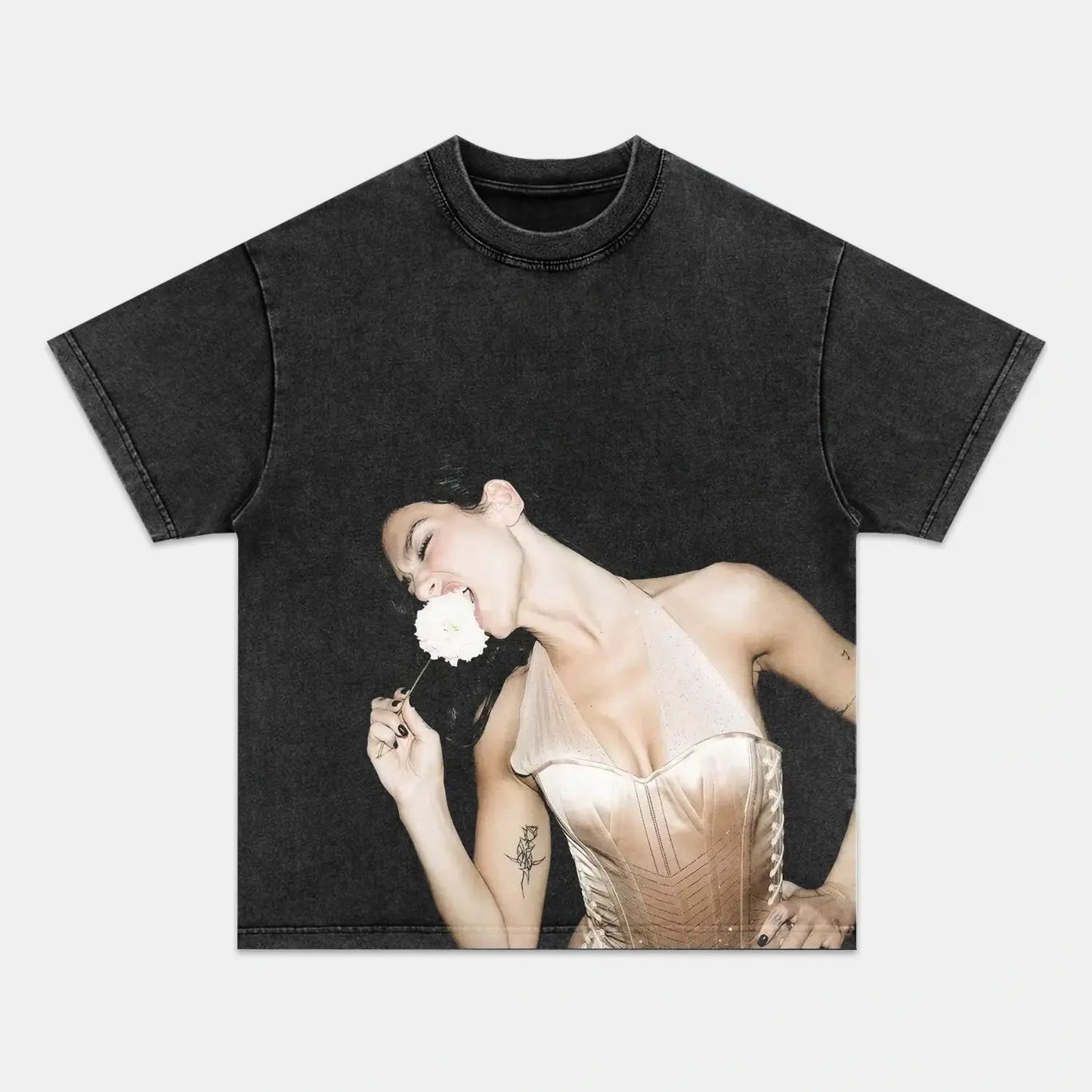 Dua Lipa: music Icon Tee V11 - Velora