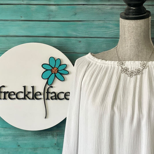 Daisy Flower Bib Necklace - Velora Luxury Fashion