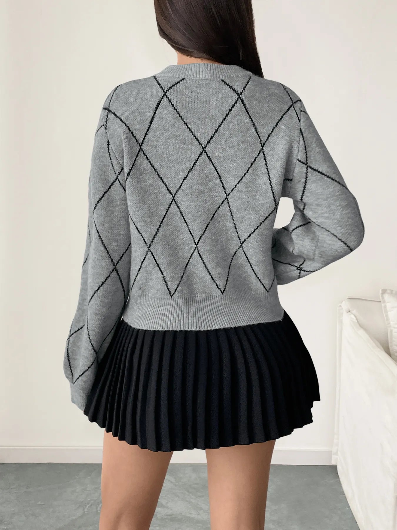 Diamond Pattern Bow Detail Sweater - Velora Luxury Fashion