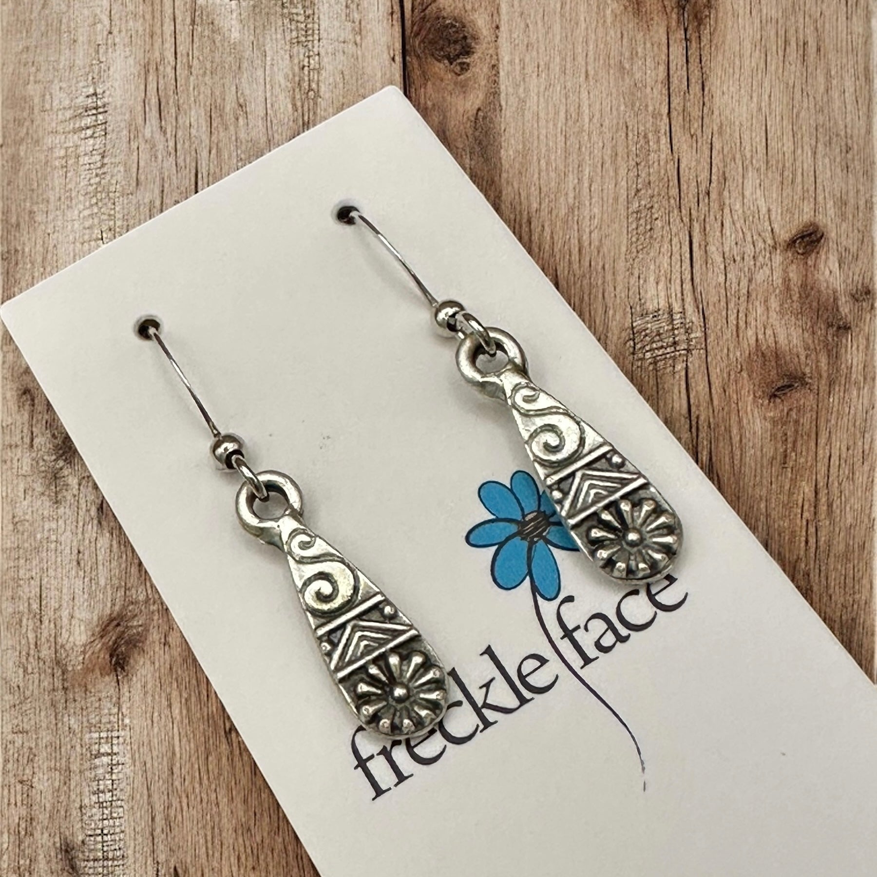 Detailed Drop Earrings - Velora