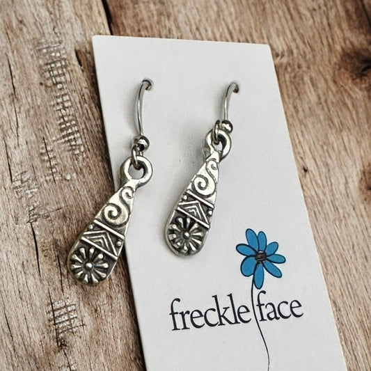 Detailed Drop Earrings - Velora