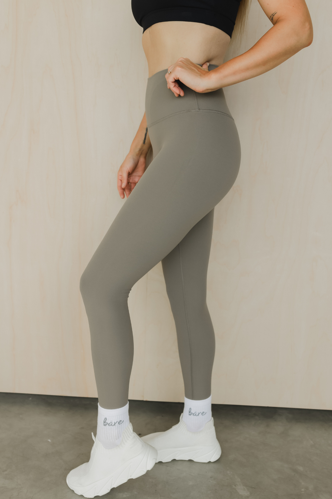 Barely There Pant 2.0 (27") *Tall - Velora Luxury Fashion