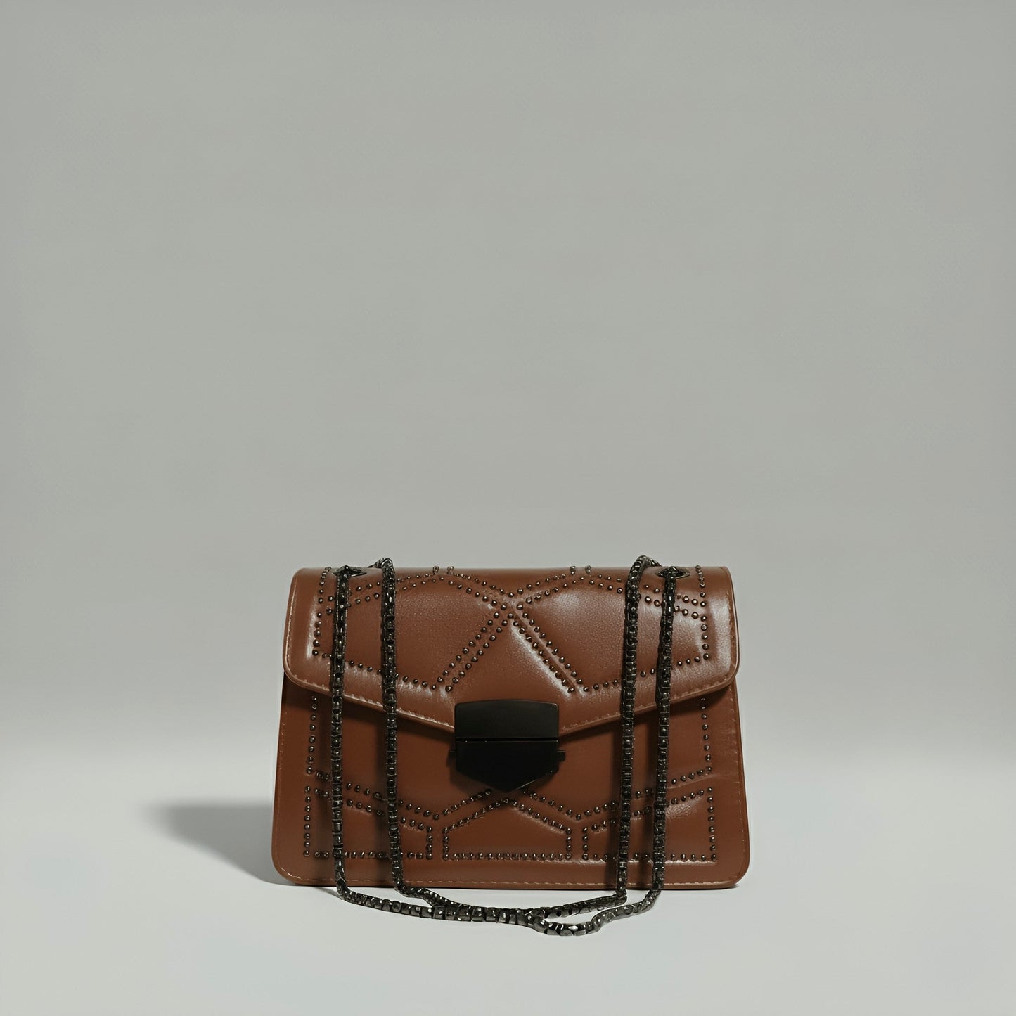 Elegant Aura Crossbody Bag – Chic Chain Strap & Luxurious Leather | Rotta - Velora Luxury Fashion