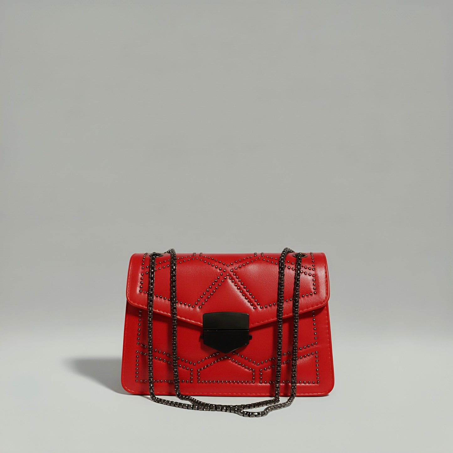 Elegant Aura Crossbody Bag – Chic Chain Strap & Luxurious Leather | Rotta - Velora Luxury Fashion
