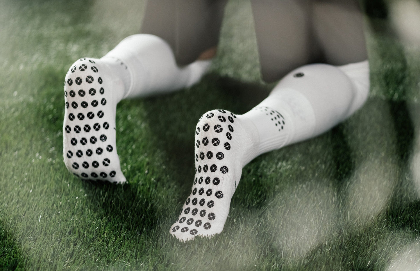 Endurance Soccer Sleeve - Velora Luxury Fashion