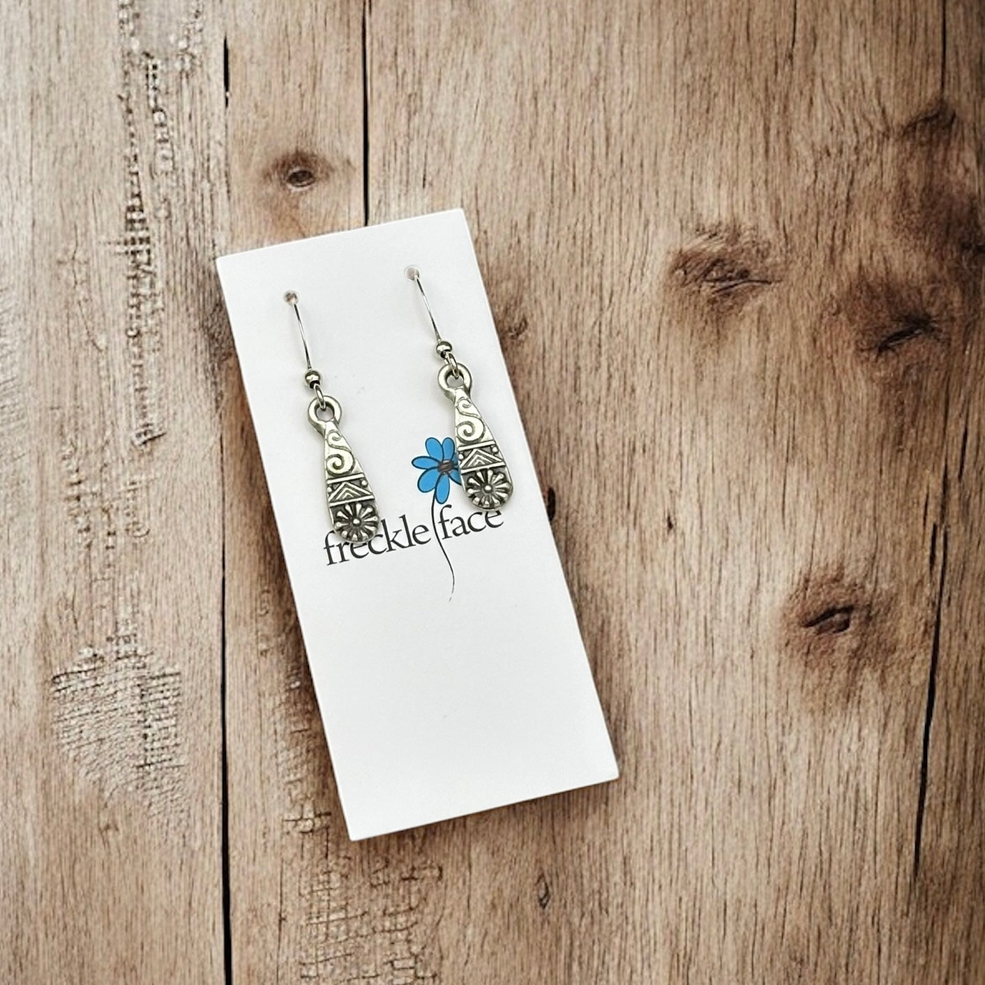Detailed Drop Earrings - Velora