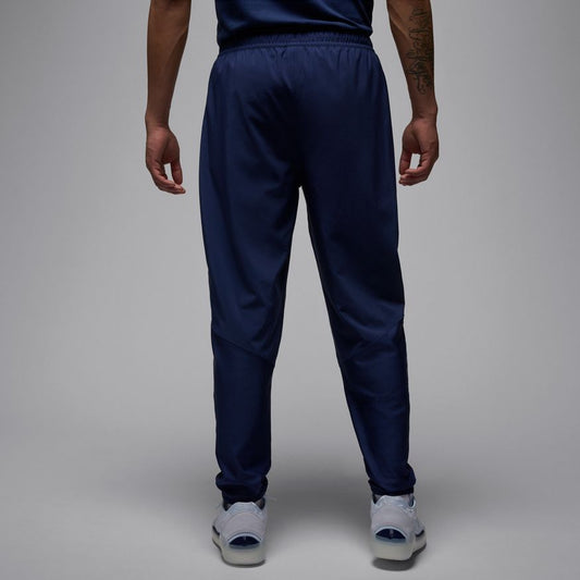 M Jordan Sport FN5840-410 - Velora