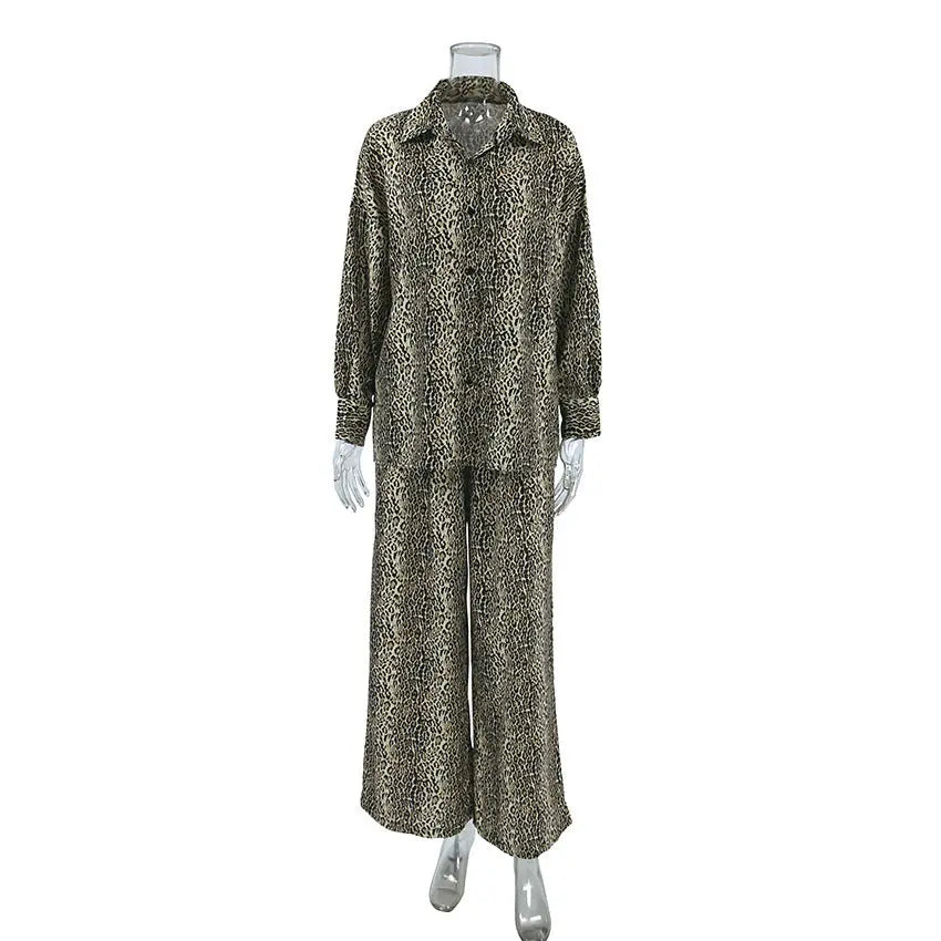 Fashionable Leopard Print Loose Ice Silk Pajamas For Women EX-STOCK Canada