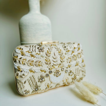 SAIRA BANOO Clutch - Velora Luxury Fashion